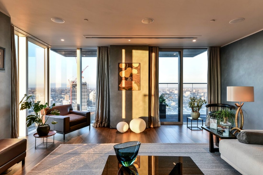 Maximizing Your Living Room: How to Make a Small Space Feel Larger